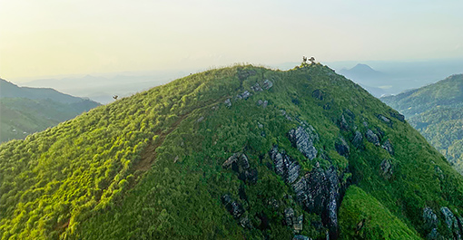 Mesmerizing view of Little Adams Peak in Ella, Srilanka